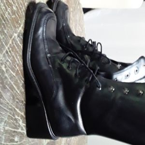 Pazzo leather midcalf booties